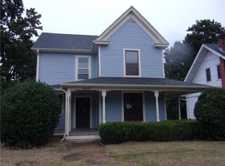 315 Maple Ave, Reidsville, NC 27320