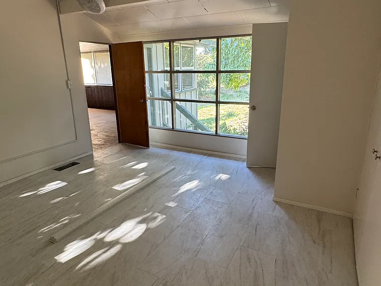 340 Kaer Ave — Photo 3