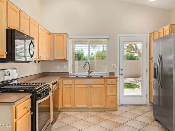 569 W MARIPOSA Street, Chandler, AZ 85225