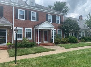 3426 S Utah St, Arlington, VA 22206