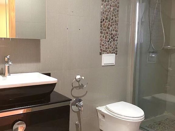 5th image of 3223 107th St Floor 1