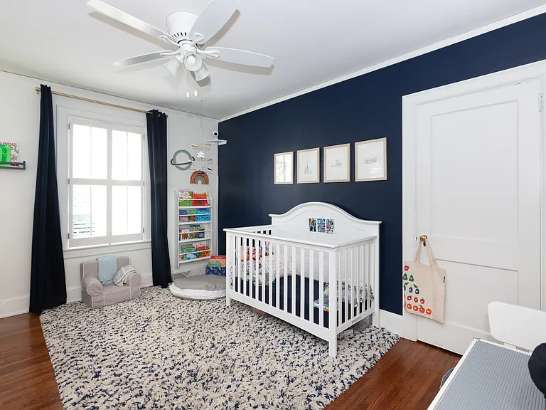 2319 Bay St — Photo 14