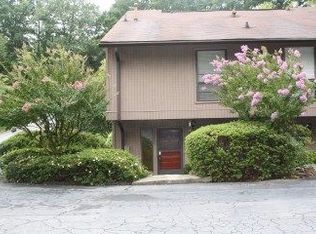 6202 Overlook Rd, Peachtree Corners, GA 30092