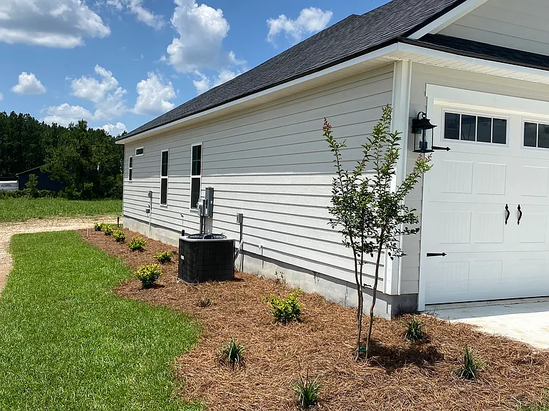 215 Bailey Cir — Photo 23