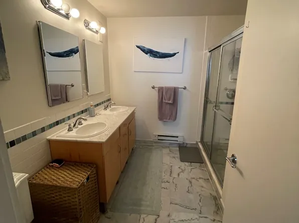 220 Front Street image 11 of 20