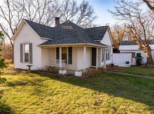 39710 E Al Gossett Rd, Lone Jack, MO 64070