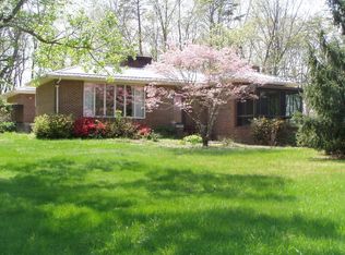 173 Old Sessler Mill Rd, Troutville, VA 24175