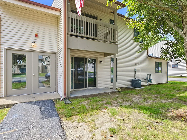 Hidden Brook Apartment Homes — Photo 39