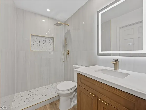 6800 E Lake Mead Blvd Unit 1107, Sunrise Manor Town, NV 89156