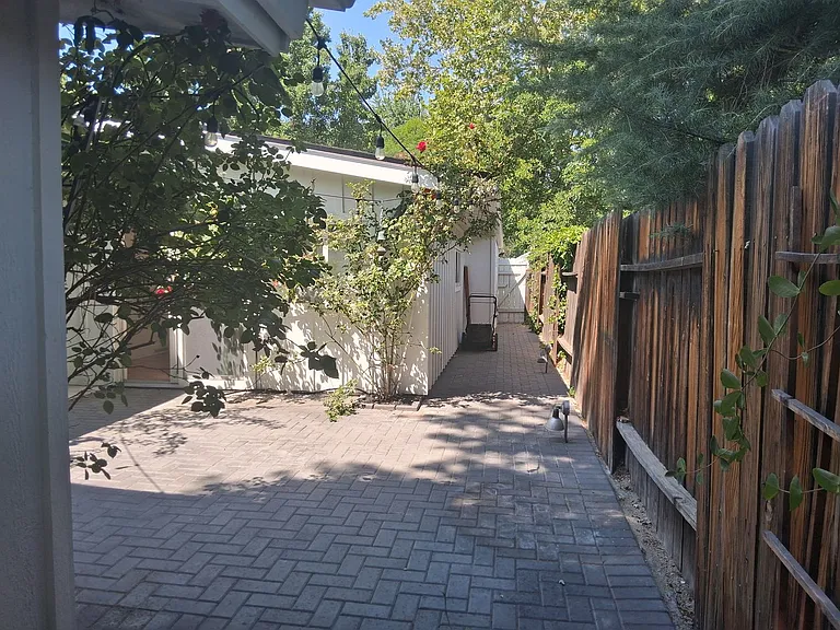 156 Bret Harte Ave — Photo 6
