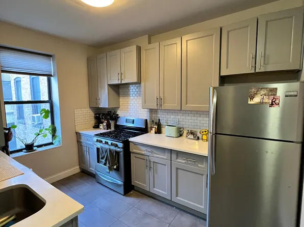 1452 Carroll Street 2C image 1 of 9
