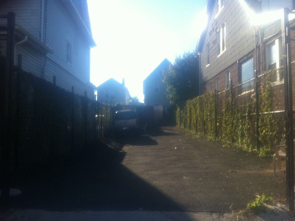 1st image of 10530 171st Pl