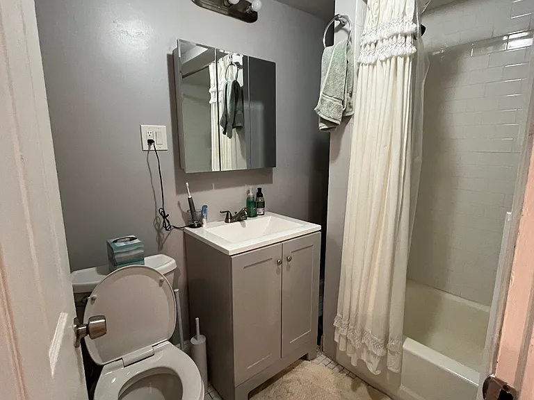 21 M St #1 — Photo 14