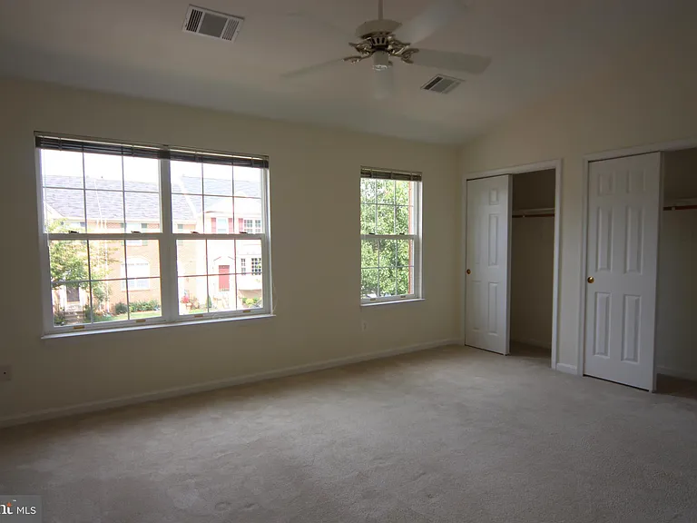 7491 Digby Grn — Photo 11