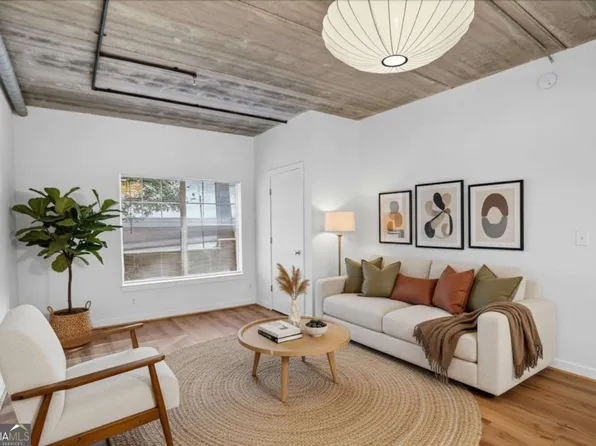 800 Peachtree St NE APT 1020, Atlanta, GA 30308