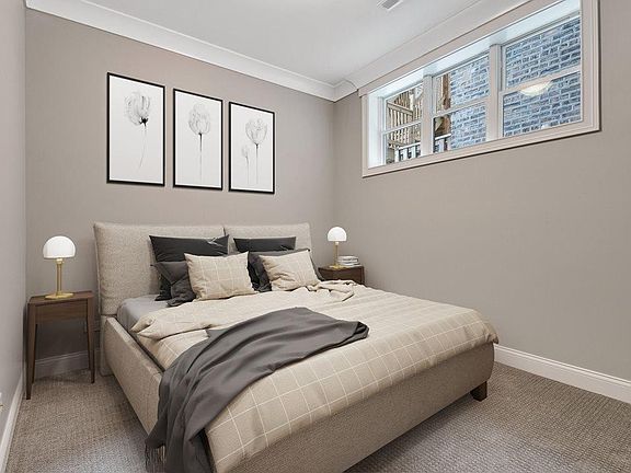 3rd image of 3349 N Kenmore Ave #1S1N