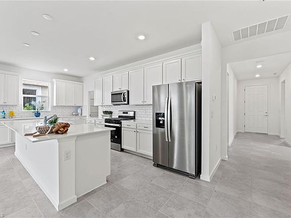 2nd image of 17591 Winding Oak LN