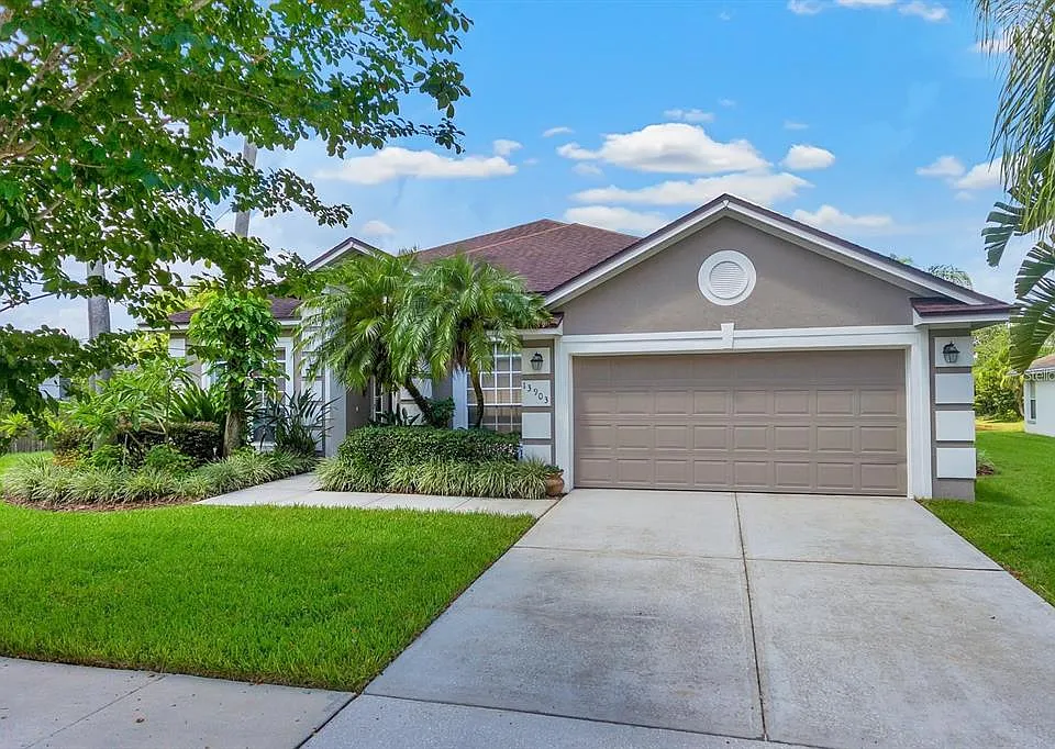 13903 Bluewater Cir