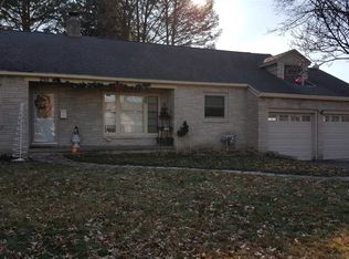 230 Hawthorne Ave, Waterloo, IA 50702