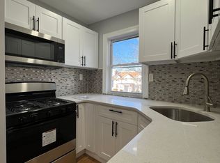 240-30 141st Ave #2, Rosedale, NY 11422