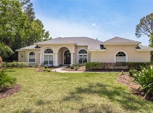 1544 Mary Ln, Tarpon Springs, FL 34689
