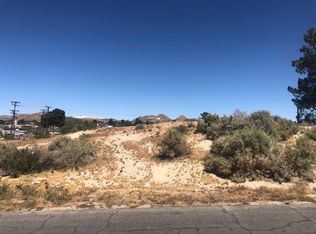 19513 Symeron Rd, Apple Valley, CA 92307