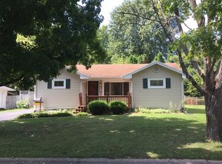 1918 Edison St, Danville, IL 61832