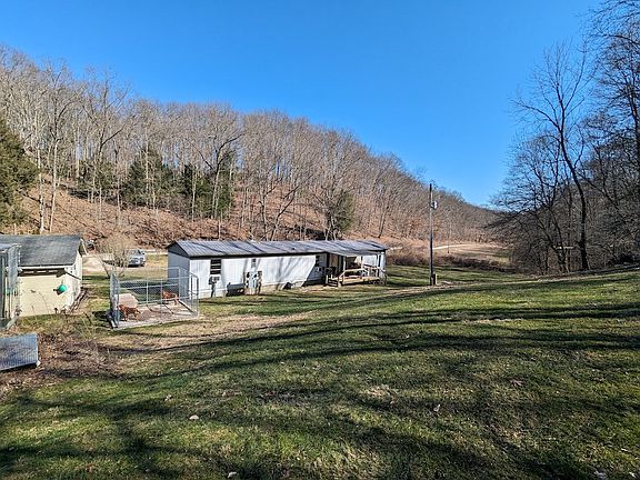 4th image of 35101 Township Road 51