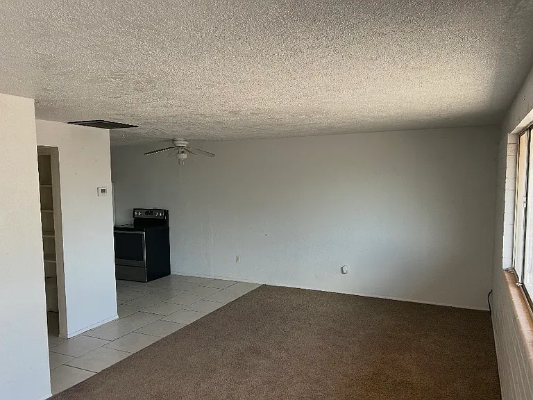 4220 N Granada Dr #3 — Photo 3