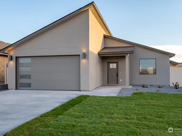 910 9th Ave, Ephrata, WA 98823