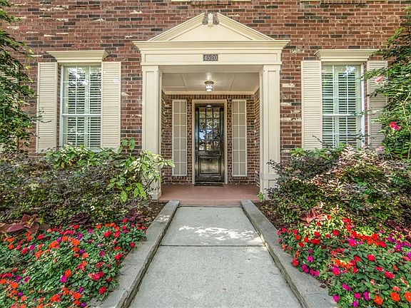 3rd image of 4520 Old Pond Dr