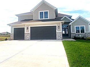 20949 W 188th Ter, Spring Hill, KS 66083