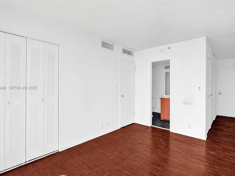 7601 E Treasure Dr #2205 — Photo 13