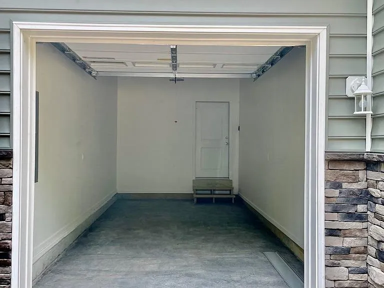 26323 Argentina Dr — Photo 33