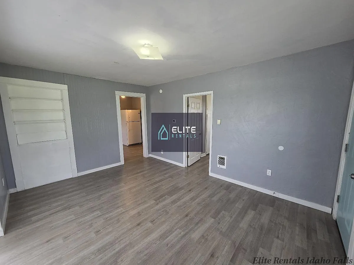 1 bed, 1.0 bath, 900 sqft, $1,200 — Photo 4