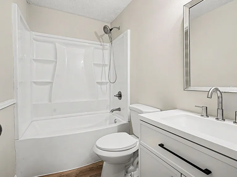886B Martin Heights Dr — Photo 15
