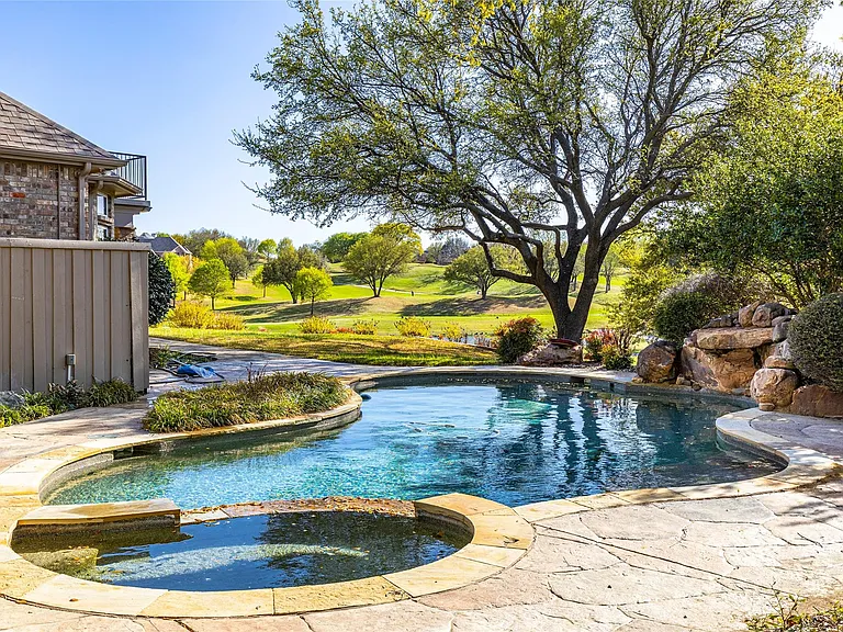 6809 Cedar Ridge Ct — Photo 14