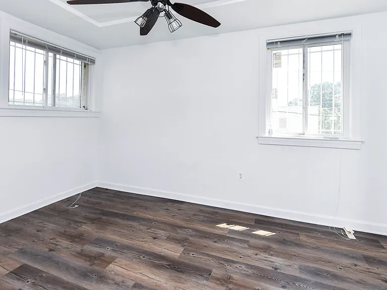713 Brandywine St SE #B2 — Photo 32