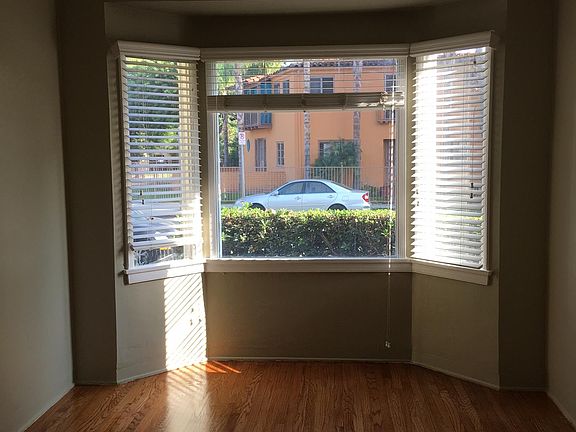 3rd image of 4259 Garthwaite Ave