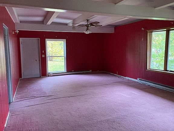 4th image of 46 Highland Ave
