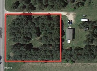 23768 220th Ave, Paris, MI 49338