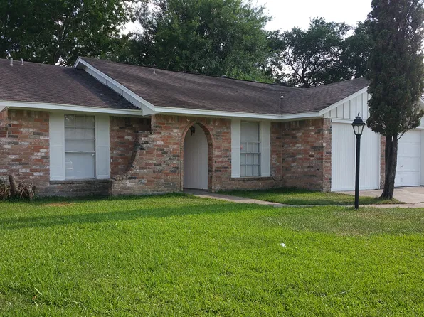1137 Pilot Point Dr, Houston, TX 77038
