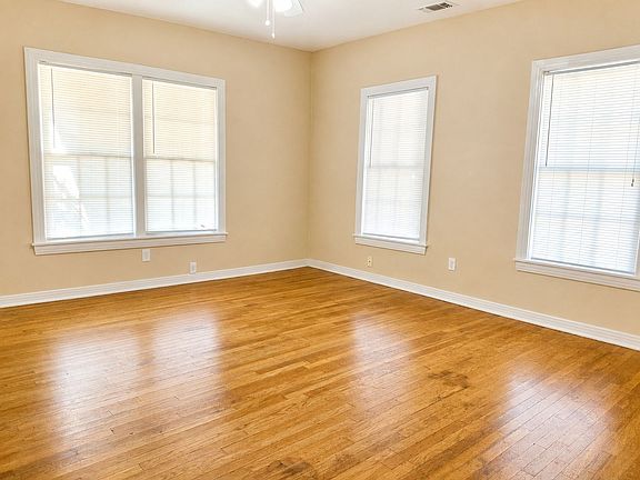 5th image of 309 S Alamo St