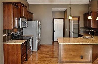 2nd image of 2831 Valley Stream Dr