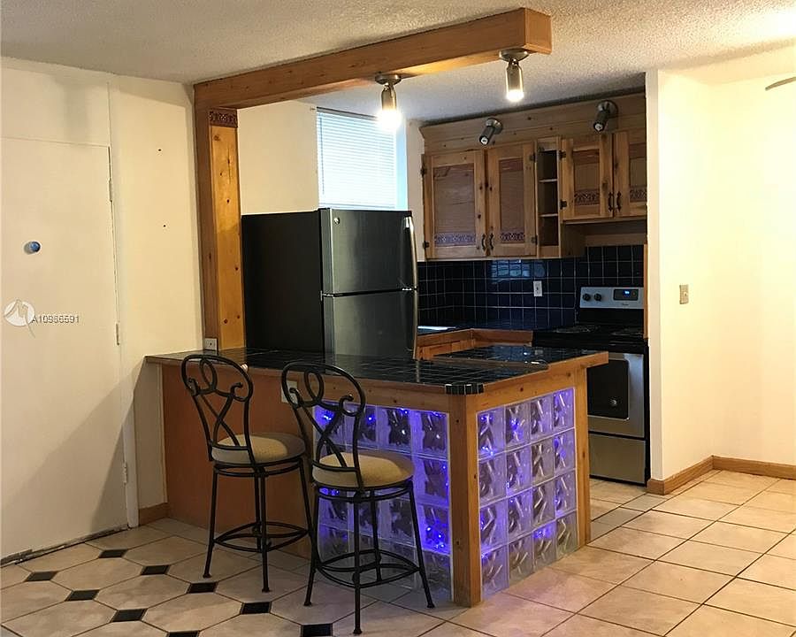 1st image of 1801 S Treasure Dr APT 323