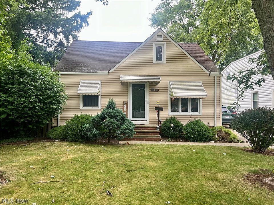 1st image of 682 Longfellow Dr