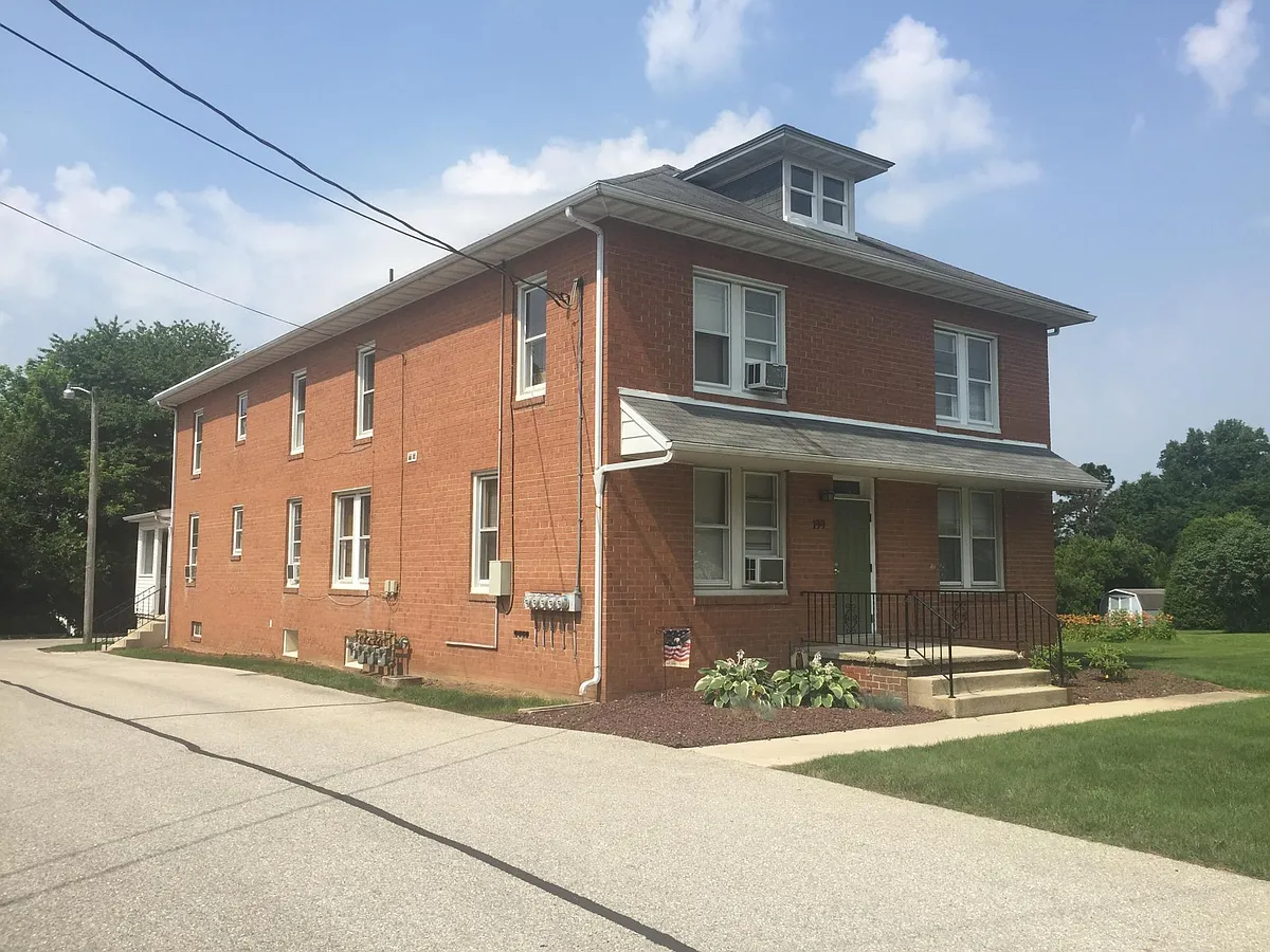 Building Photo - 199 Blooming Grove Rd #2