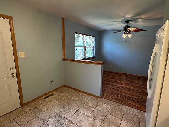 3rd image of 5531 Mulberry Ave #1A