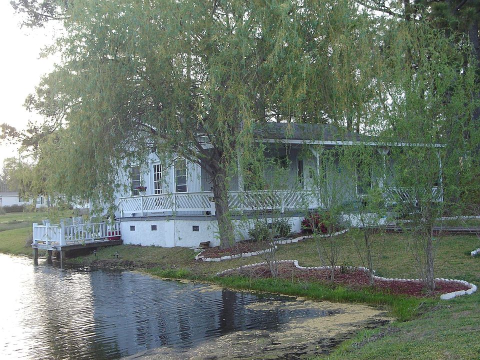 House is next to pond and ICWW is 1.5 blocks away