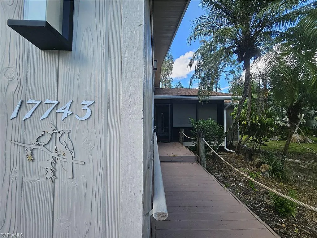 2 bed, 2.0 bath, 1222 sqft, $1,950 — Photo 2